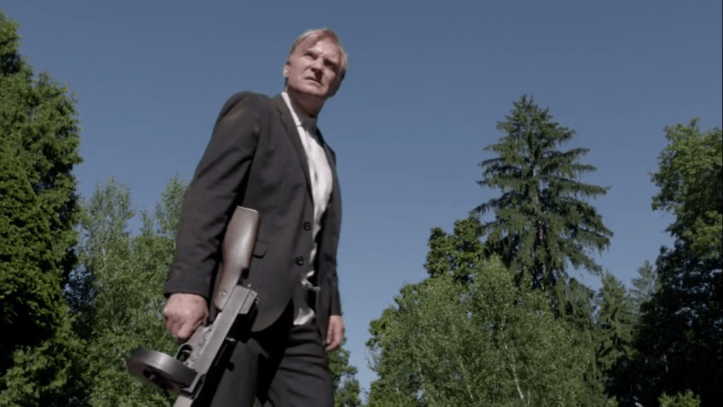 Citizen: ummm s that the mayor with a tommy gun? I am moving. Banshee too wild for me.