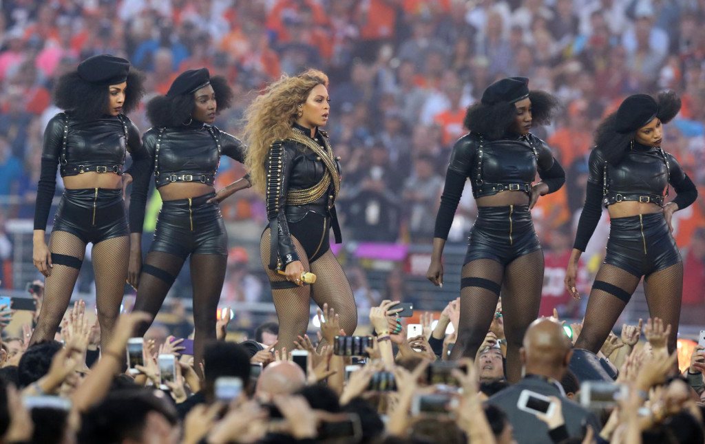 Beyonce_Black_Panthers_rtr_img
